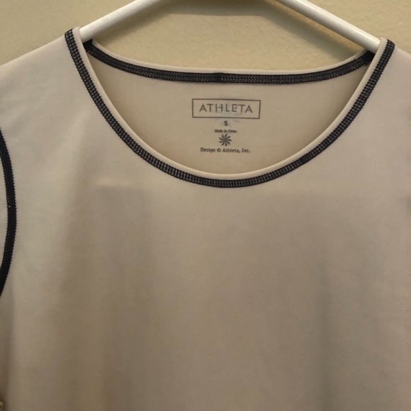 Athleta long sleeve Top - Picture 3 of 4